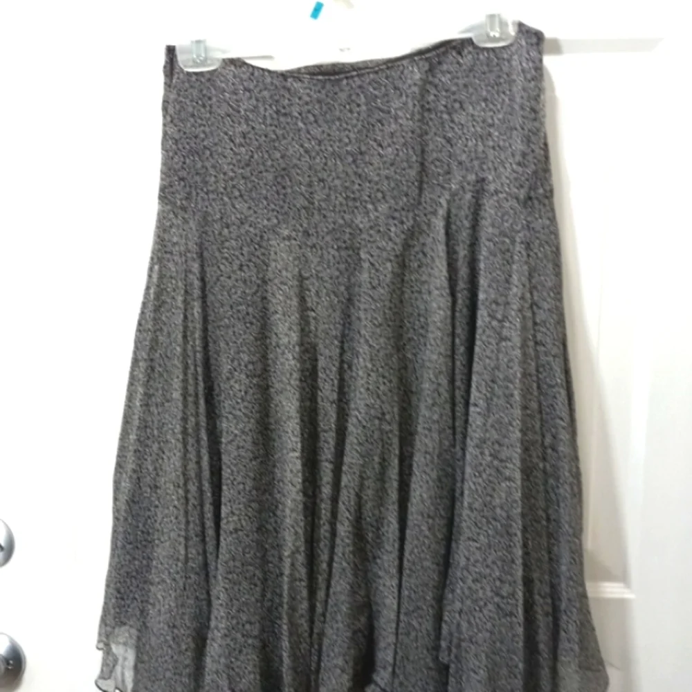 Nine West Sz 4 Retro Tiered  Skirt, lined